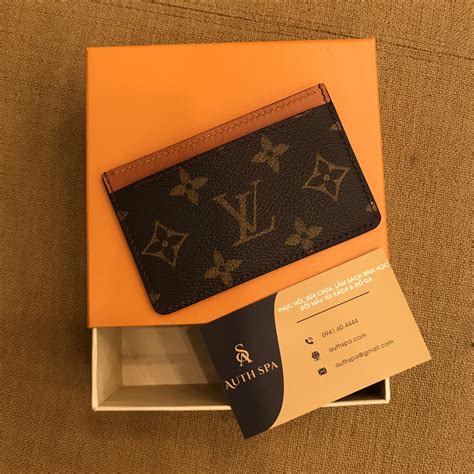 louis vuitton bus pass holder|louis vuitton card holder.